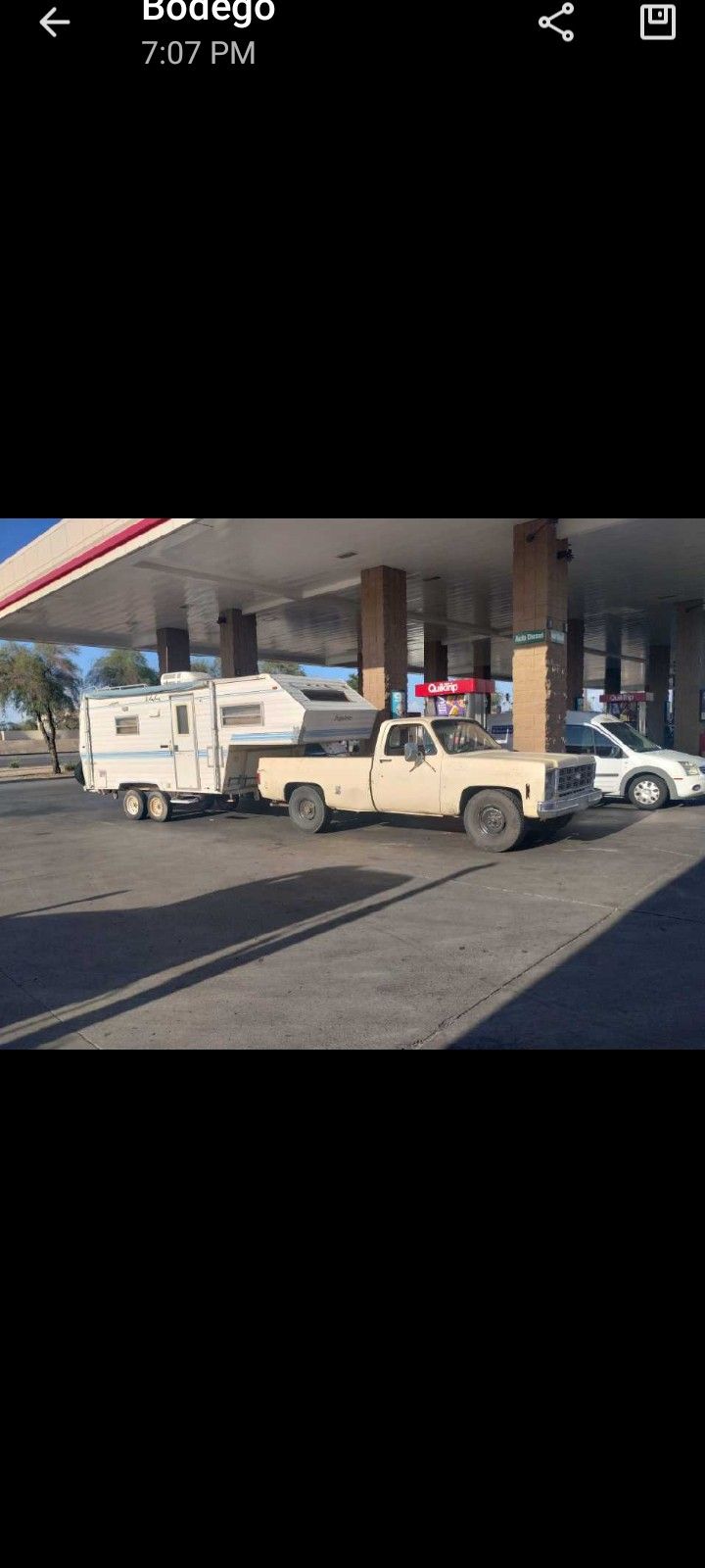 Selling This Rv/ Trailer For $2400