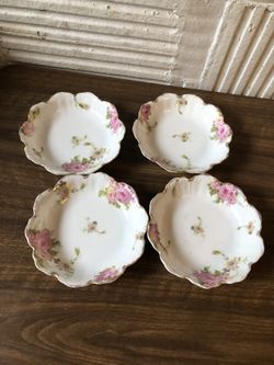 Four fruit bowls from Malmaison, Bavaria