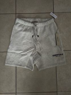 Essentials short size small light oat