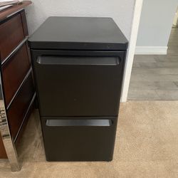 2-Drawer File Cabinet