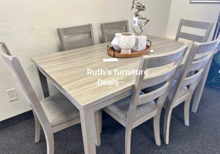 7/Pc Dining Table Table Set 