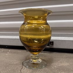 Glass vase
