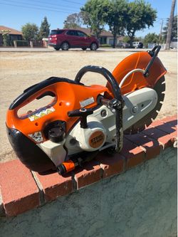 STIHL 420 concrete demo, saw
