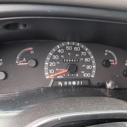 2001 Ford E-350