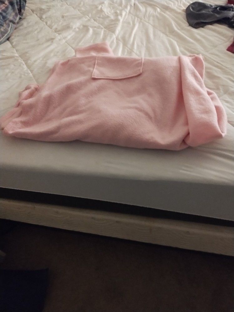 Snuggie Women's
