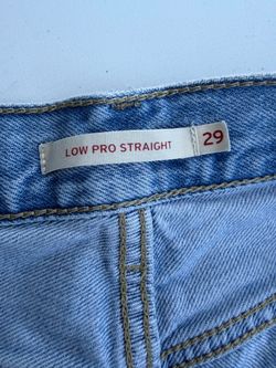 Levi low pro straight