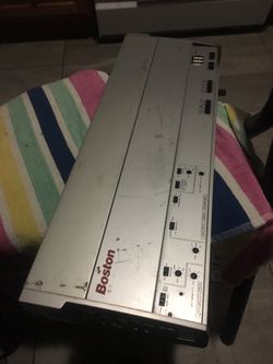 BOSTON Acoustic GT-42. 4 Chanel 1800 watts. 900 RMS