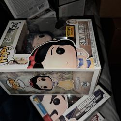 Pop Star 350 Snow White