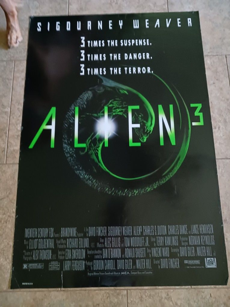 Alien 3 - Movie Poster With Sigourney Weaver As Ellen Ripley - 1992 for ...
