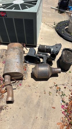 Exhaust system and air box