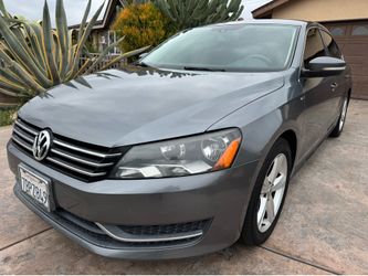 2014 Volkswagen Passat Wolfsburg Edition Gray