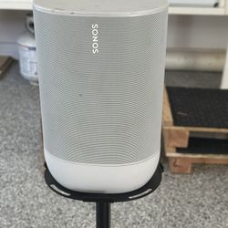 2 Sonos Move 2 Speakers With Stands