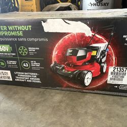 Toro Cortacésped Autopropulsado con Batería de 21 Pulgadas, 5 Ah y 60 V, Kit (Batería y Cargador)