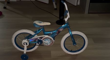 Elsa Huffy Bike