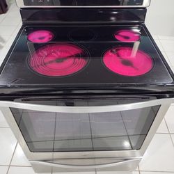 Whirlpool Stainless Steel Stove In Good Condition $350