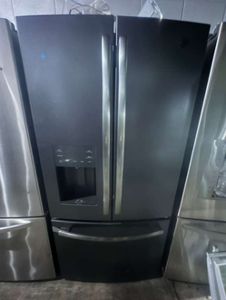 LG 3‑Door Refrigerator Black Stainless w/ Dispenser — Clean, Ready