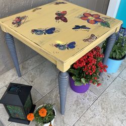 Pretty Side Table In Yellow Butterfly 