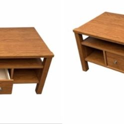 Like new wooden TV entertainment center media / coffee table