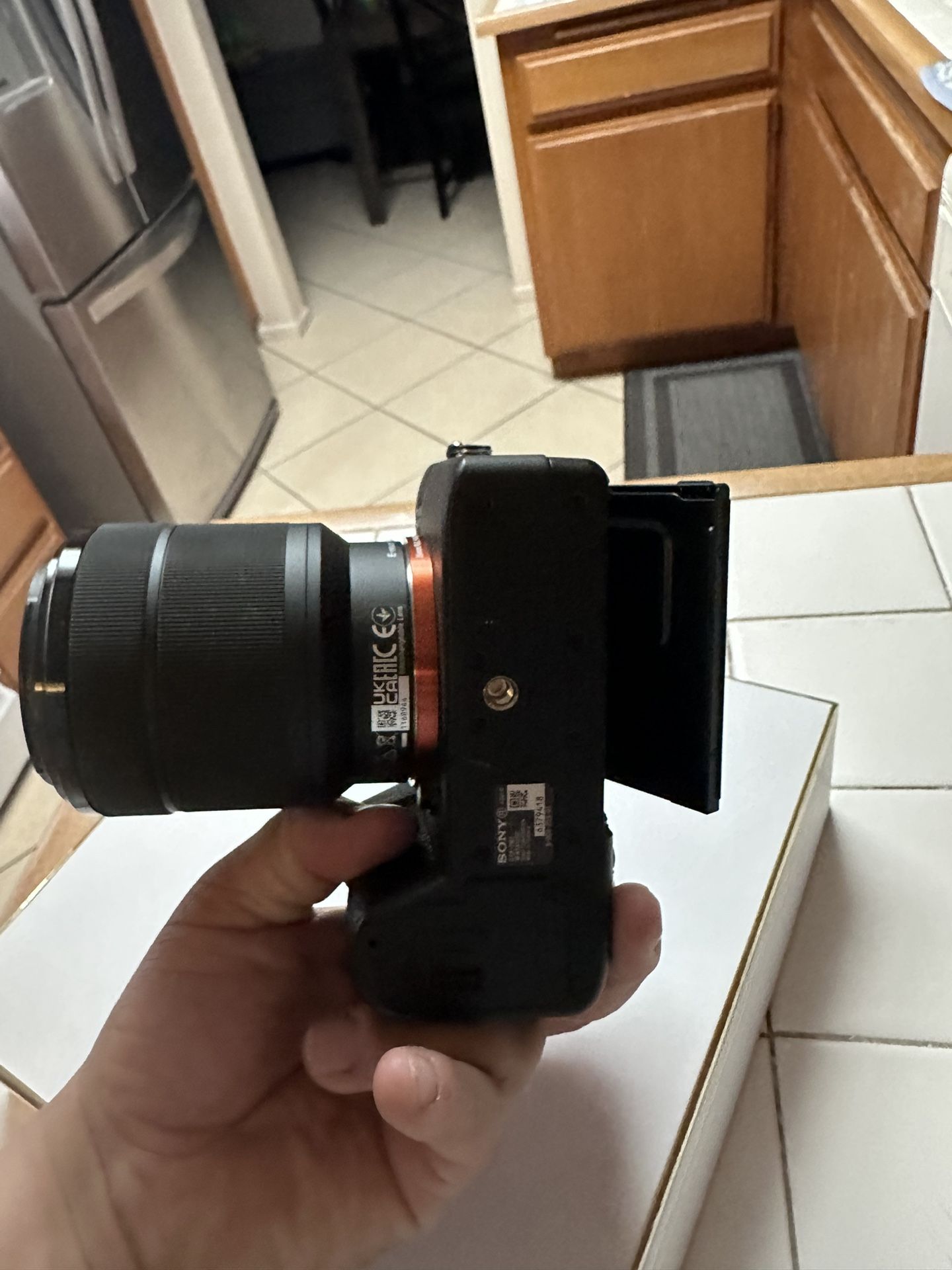  Sony - Alpha a7 III Mirrorless [Video] Camera with FE 28-70 mm F3.5-5.6 OSS Lens - Black