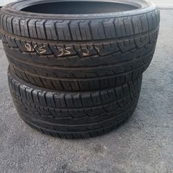 Vendo 2 Llantas Usadas 265 35 22