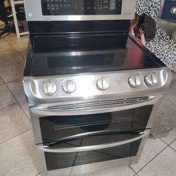 LG double oven stainless steel stove
