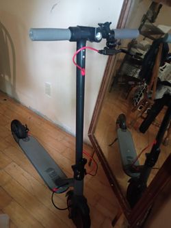 🛴 AOVOPRO Electric Scooter – $175 FIRM or Trade for Phone