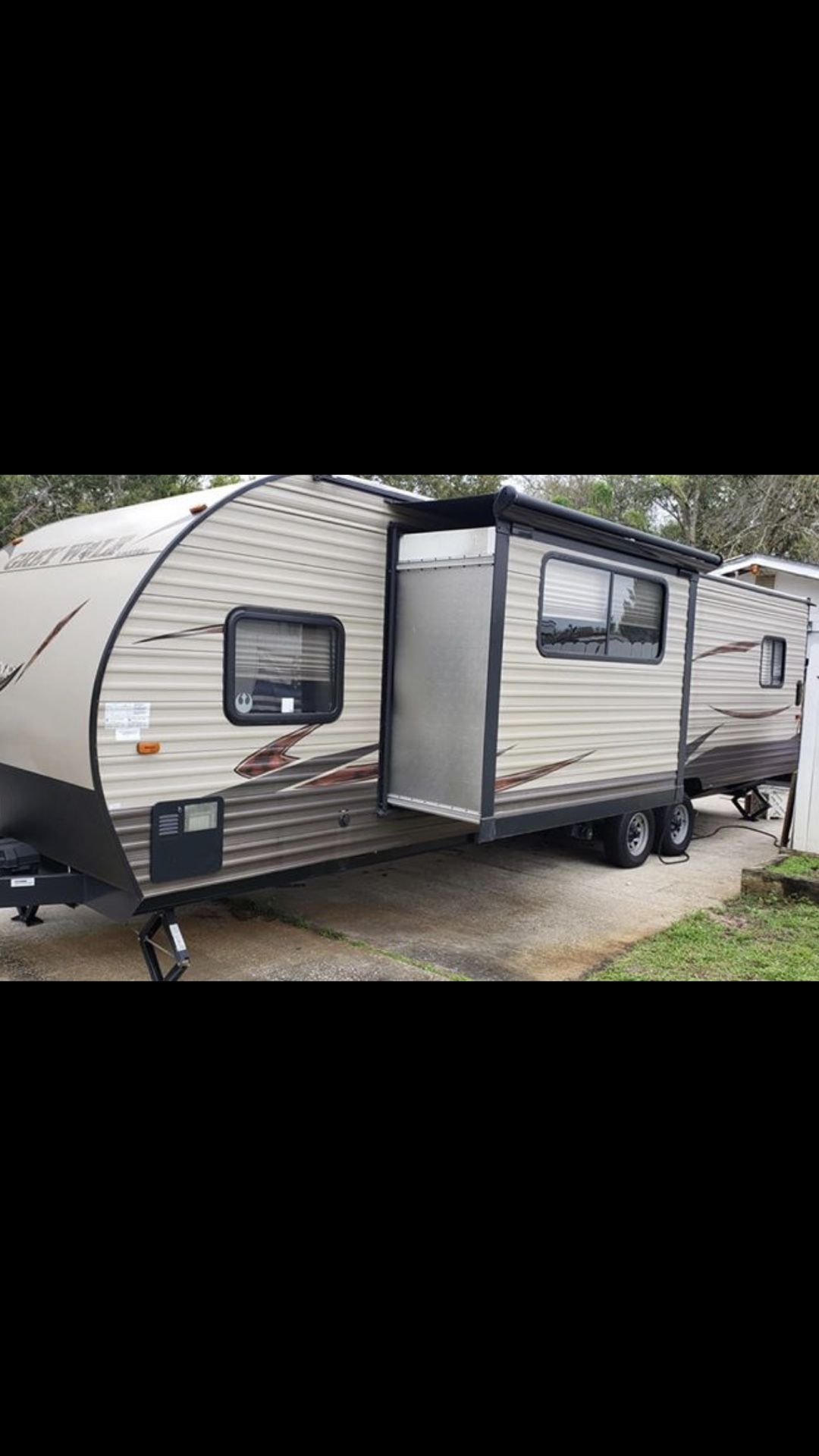 2017 Grey Wolf. Camper toy hauler.