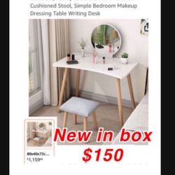 New  Table Vanity Makeup Table Set, Vanity Table Set with light up Mirror & stool$150 Price Just Dropped 