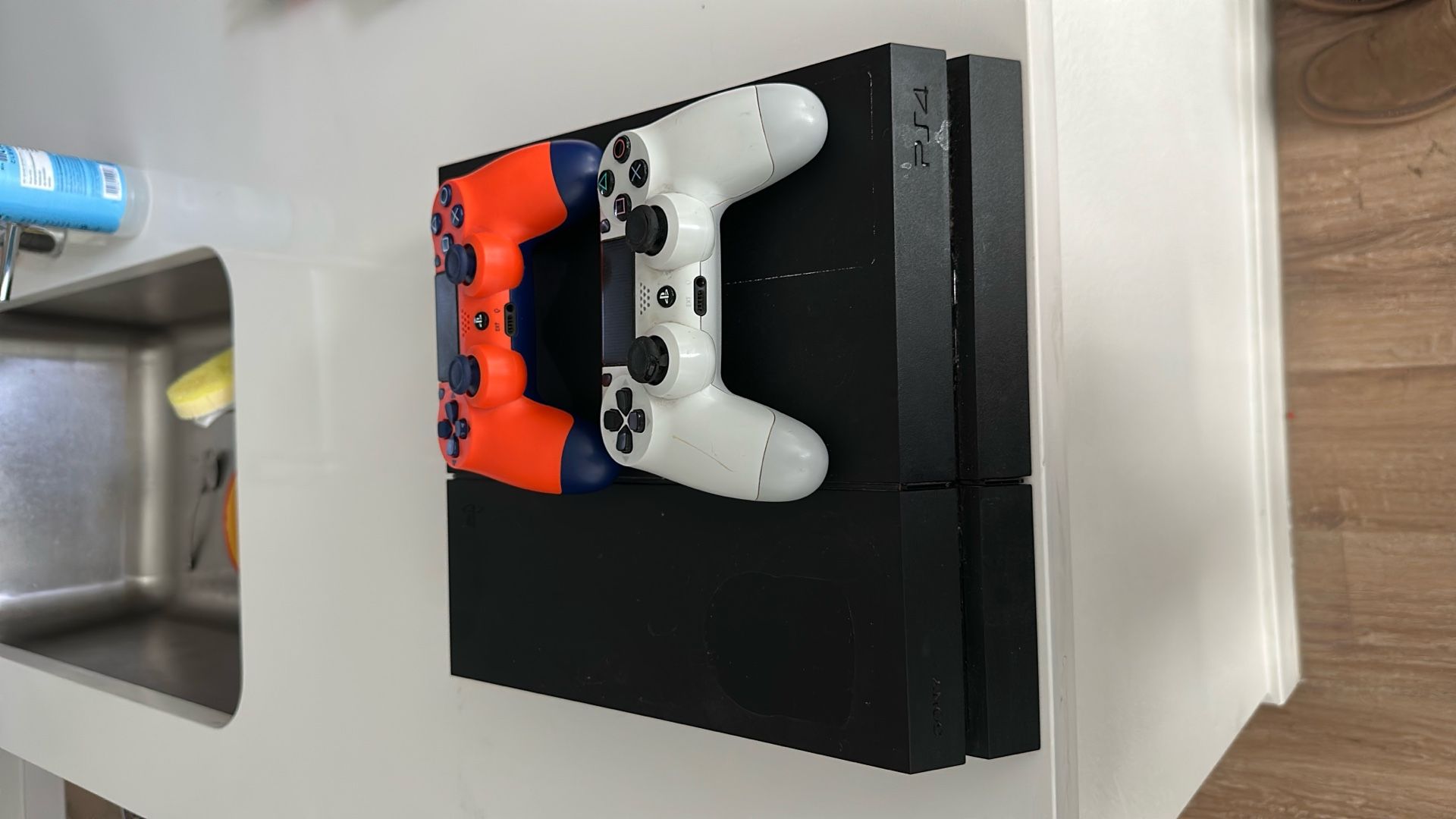 PS4 With 2 Controllers