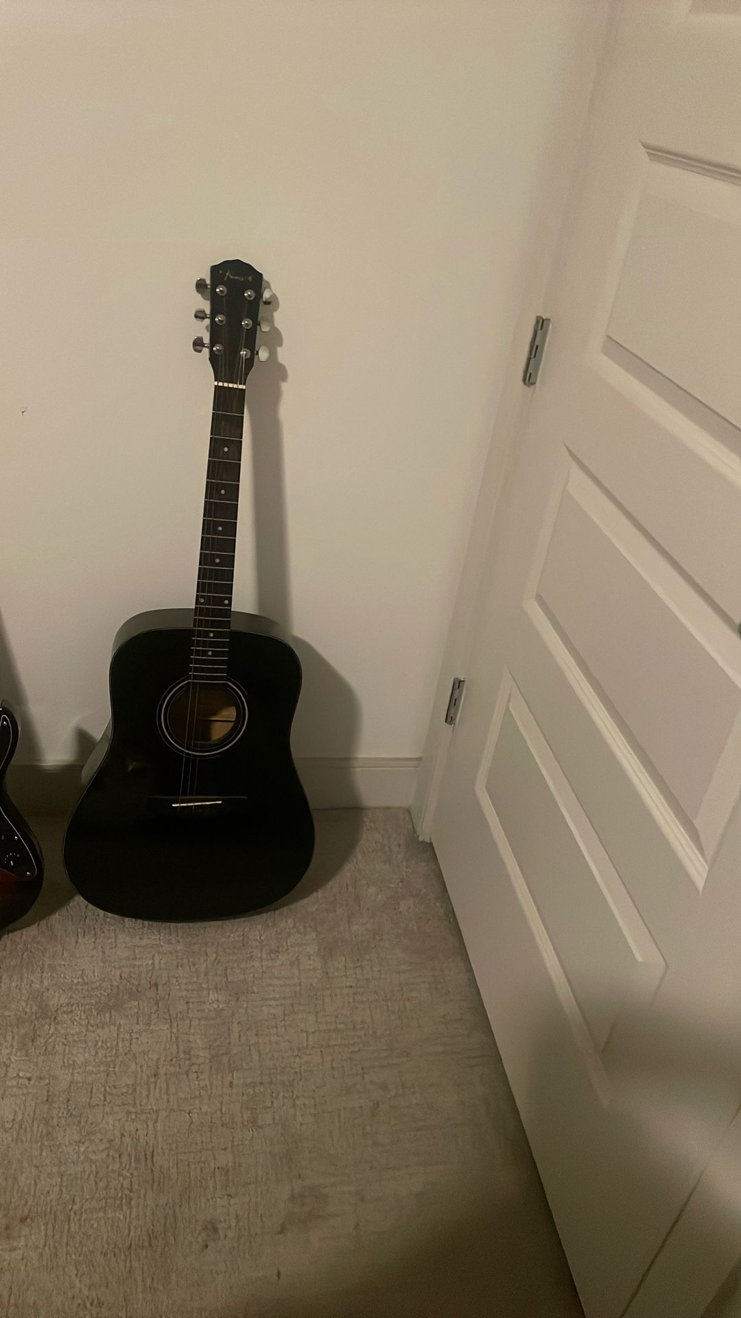 Fender Acoustic Guitar (black)
