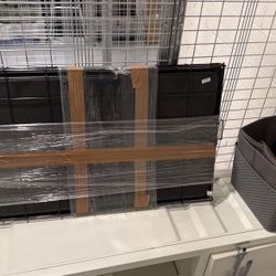 Medium Sized Dog Crate / Kennel