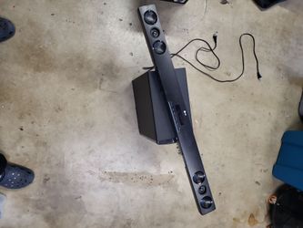 Lg entertainment soundbar and woofer