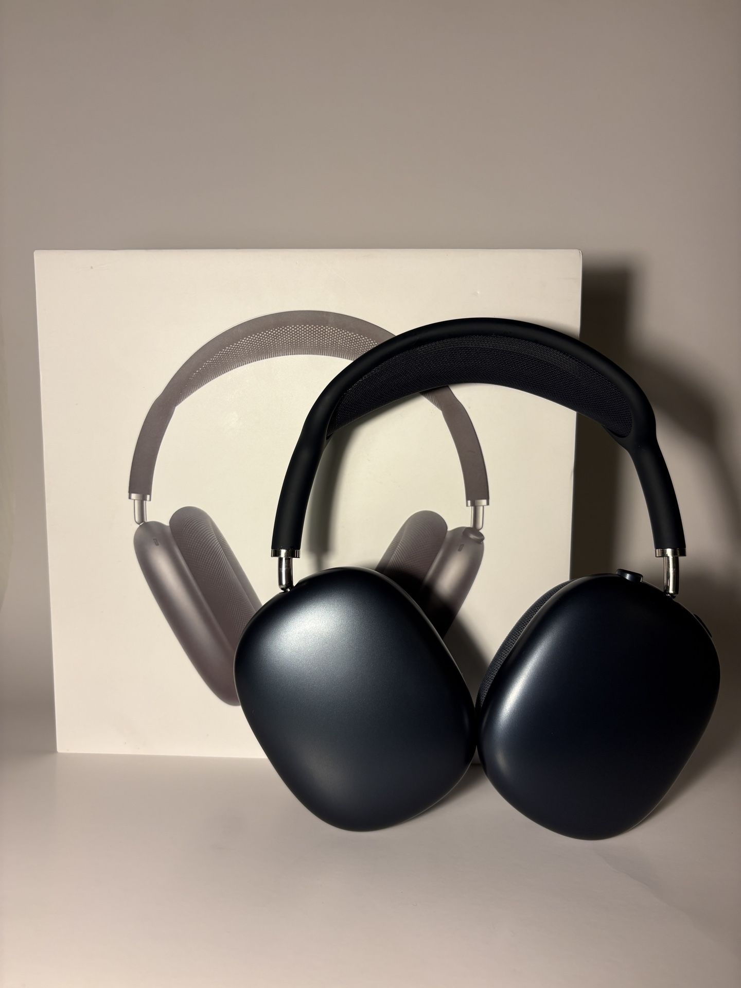 AirPod Max Midnight