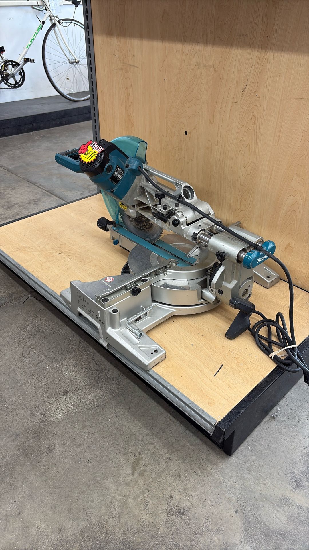 Makita Saw