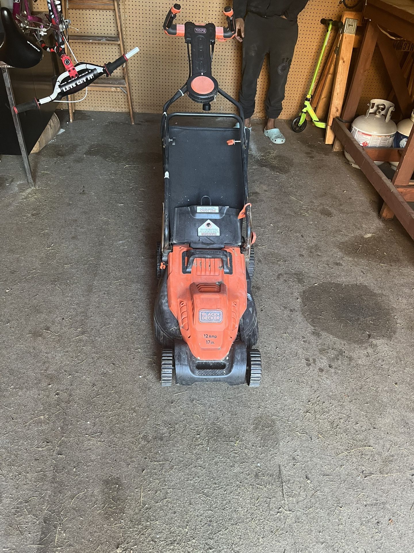Black And Decker Electric Lawn Mower