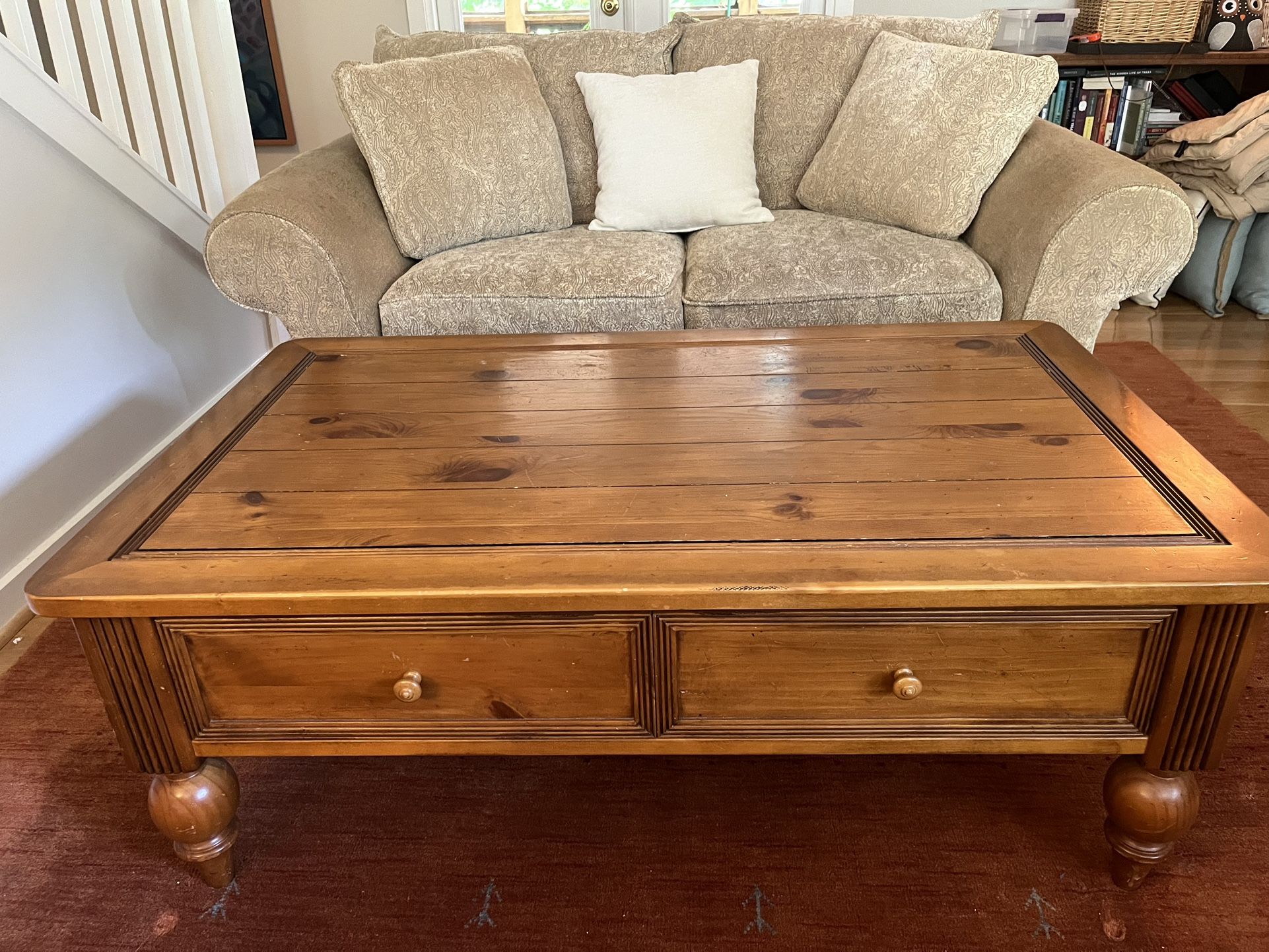Coffee Table & Side Table