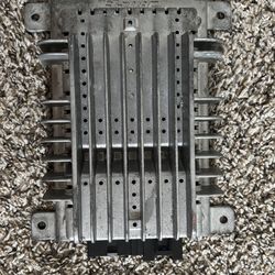 2004-2006 Infinity G35 Amp Bose OEM