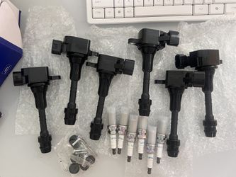 New Ignition Coil Kit - UF349K6 - IgnitionDoctor + 6 New Spark Plugs  