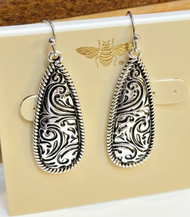 SHIPPING ONLY * Etched Scroll-Design