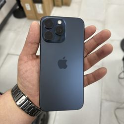 iPhone 15 Pro Max Unlocked 256GB! Finance For $50 Down Payment!!