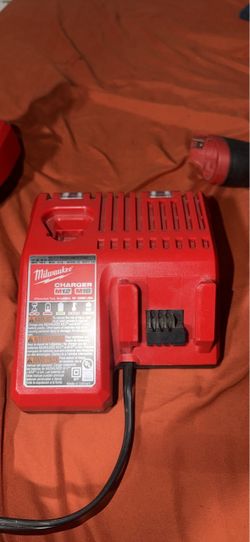 Milwaukee M12/M18 Dual Battery Charger