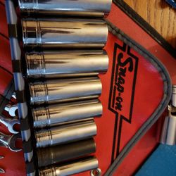 New Snap Socket Set