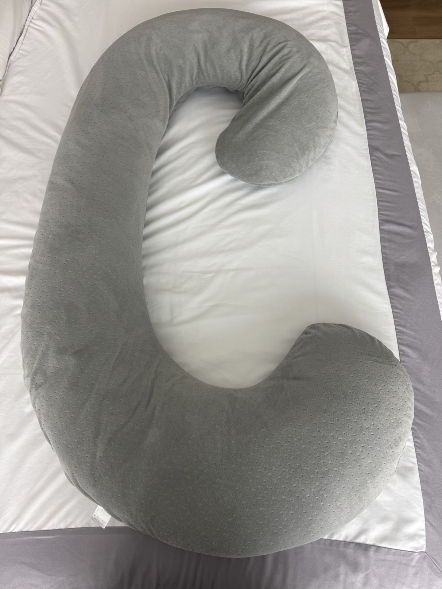 Snoogle Pregnancy Body Pillow