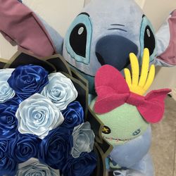 18 CT. RAMO AND STITCH PLUSHIE.