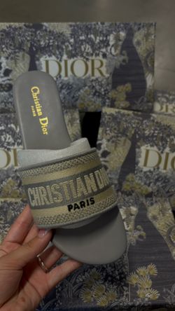 Women’s designer slides