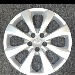toyota corolla set of hubcaps