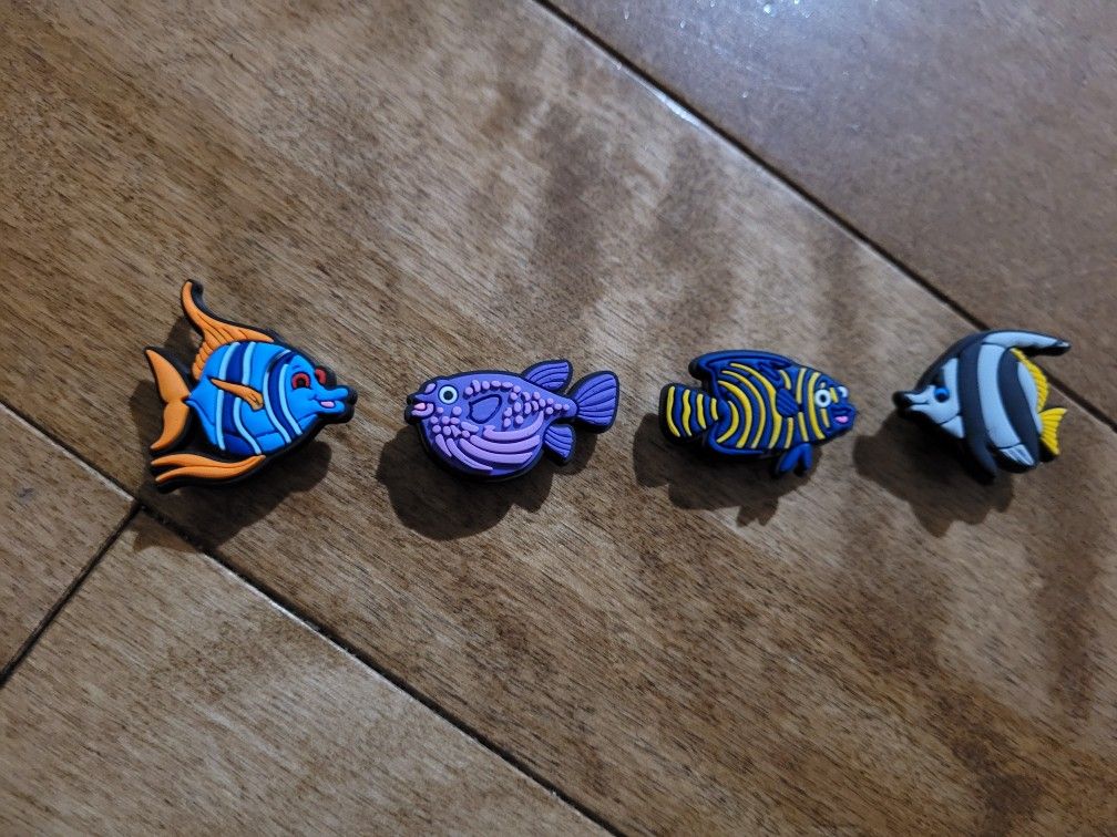 Lot Of 4 Croc Charms Tropical Fish 