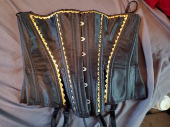 Underbust corset