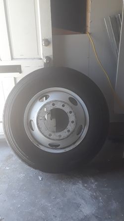 westlake CR915 295/75R22 144/141M