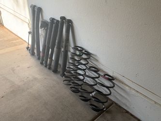 Jeep JL 2019 Stock Shock Absorbers and Coil Springs Set